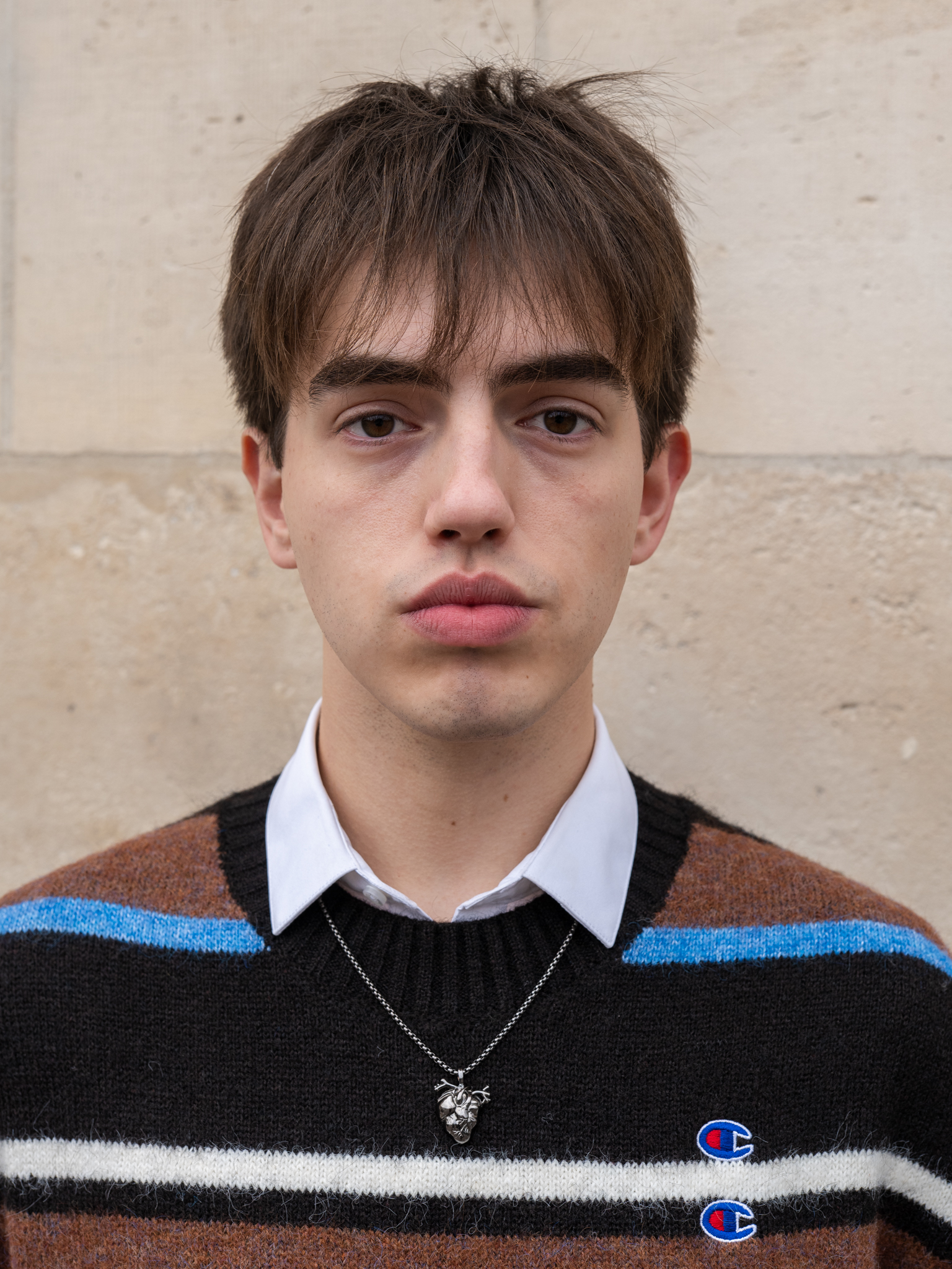 pola portrait homme face